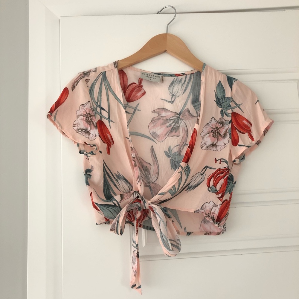 Dress Forum Los Angeles floral wrap crop top